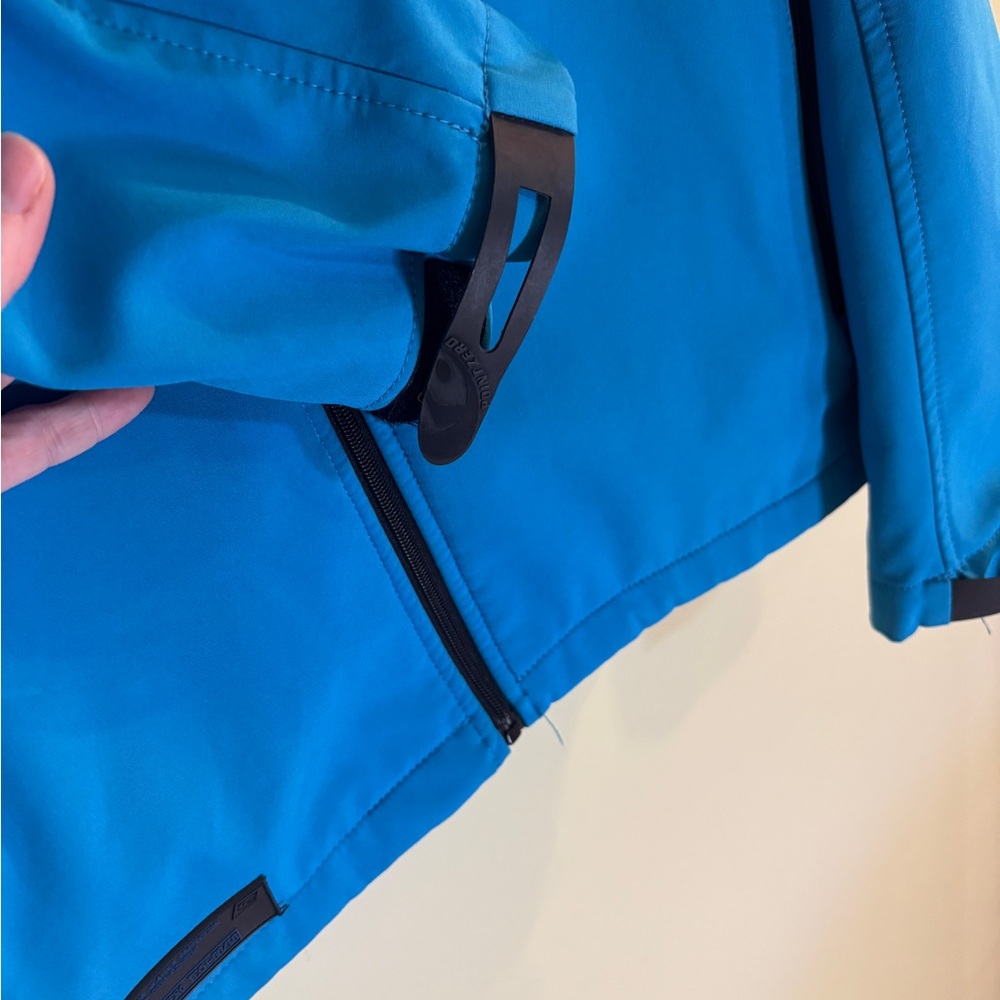 Point Zero Vibrant Blue Performance Jacket - Picture 7 of 13